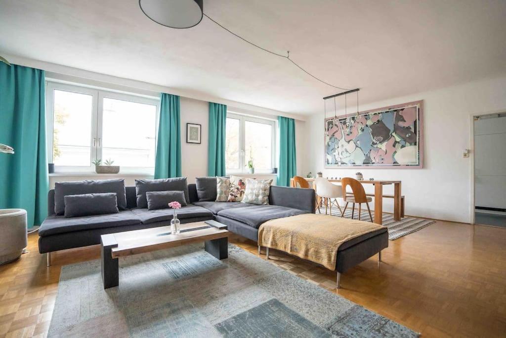 Cozy And Stylish Apartment Near Schoenbrunn Castle ウィーン エクステリア 写真